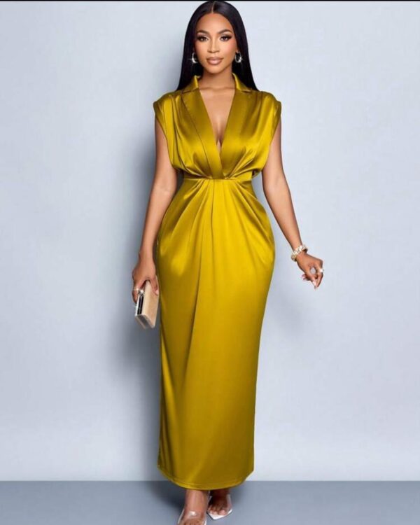 women sate dress