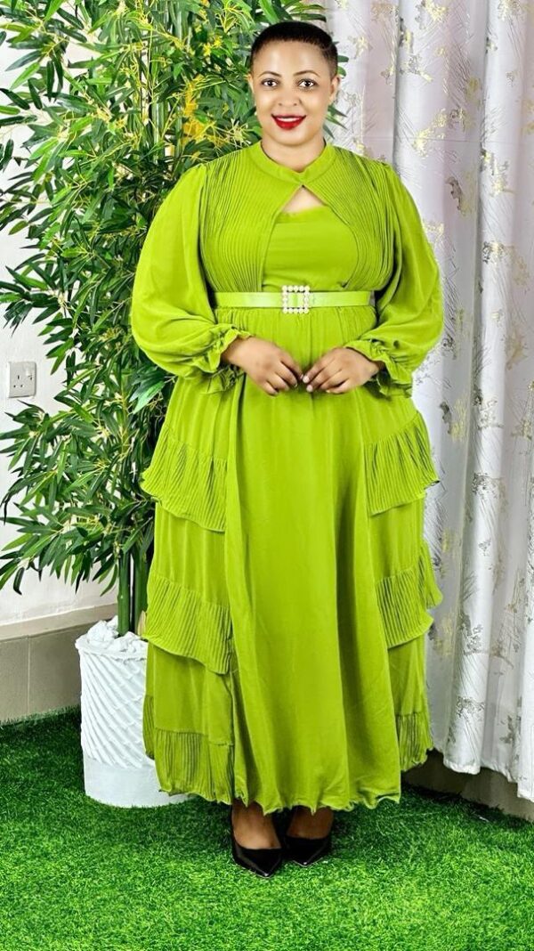 green dress