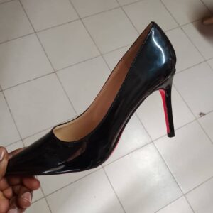 high hills black shoe