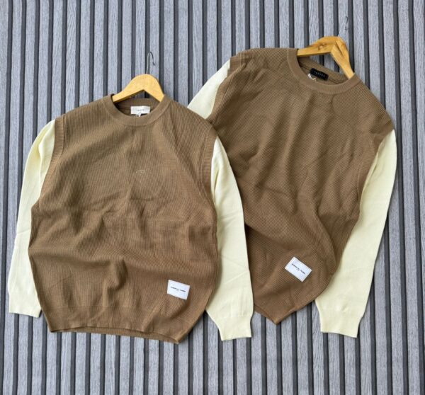 quacky hoody